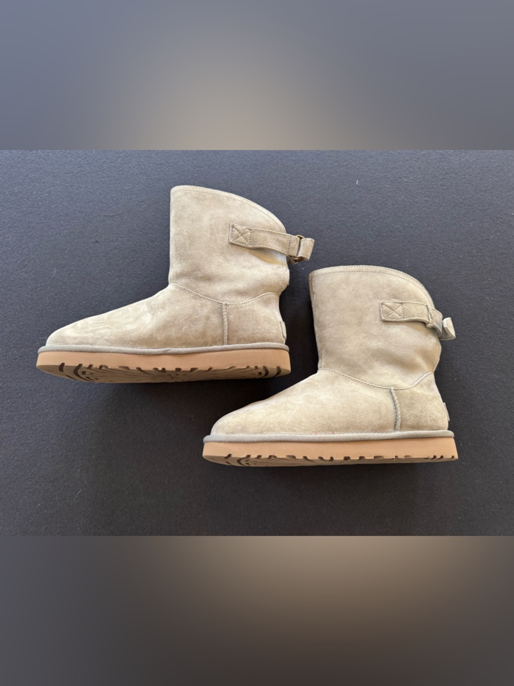 UGG Neutral Shearling Lined Boot Interior in light gray